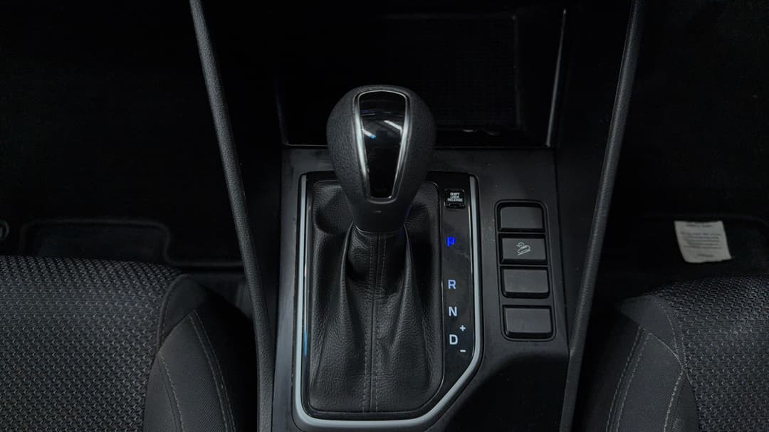 2017 Hyundai Tucson Active (FWD), Automatic, 129894 km, Gear Lever 
