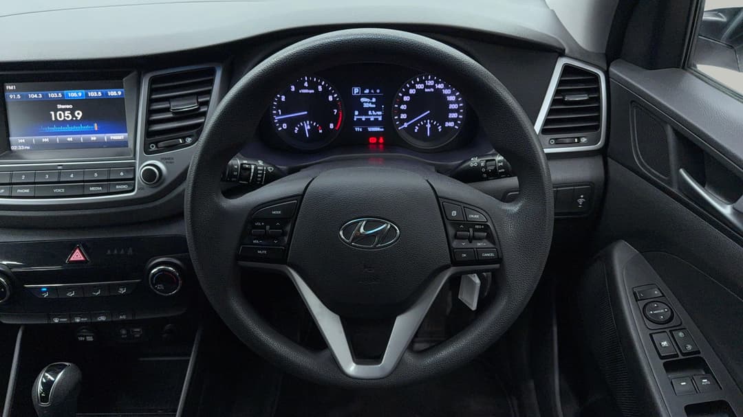 2017 Hyundai Tucson Active (FWD), Automatic, 129894 km, Steering Wheel Close-up