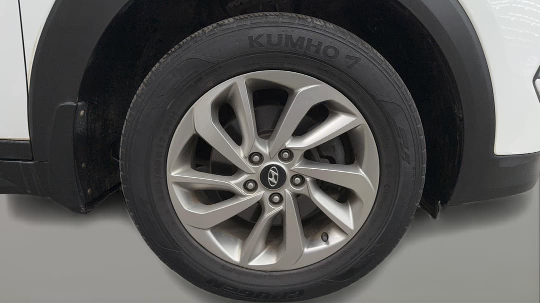 2017 Hyundai Tucson Active (FWD), Automatic, 129894 km, Right Front Wheel