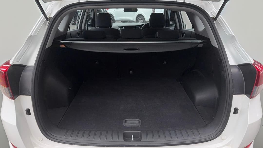 2017 Hyundai Tucson Active (FWD), Automatic, 129894 km, Boot Inside View