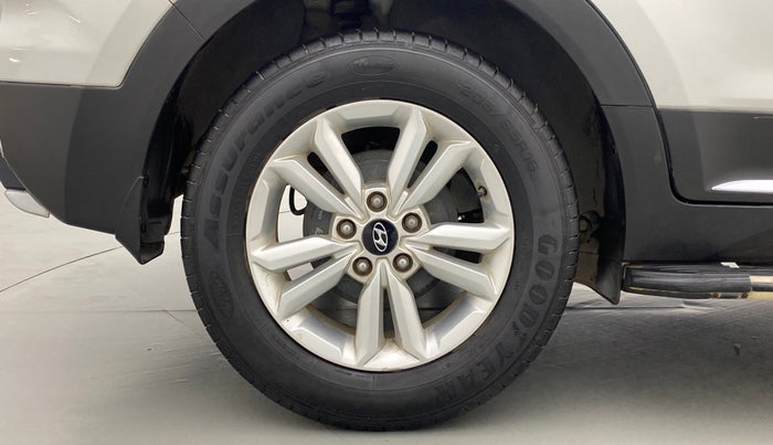 2018 Hyundai Creta 1.6 SX PLUS PETROL, Petrol, Manual, 21,431 km, Right Rear Wheel