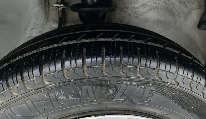 2018 Maruti Alto 800 LXI, Petrol, Manual, 13,179 km, Right Front Tyre Tread