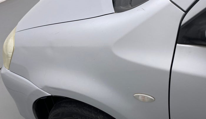 2012 Toyota Etios Liva G, Petrol, Manual, 42,595 km, Left fender - Minor scratches