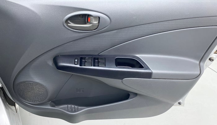 2012 Toyota Etios Liva G, Petrol, Manual, 42,595 km, Driver Side Door Panels Control