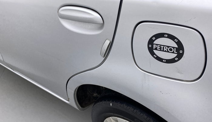 2012 Toyota Etios Liva G, Petrol, Manual, 42,595 km, Left quarter panel - Slightly dented