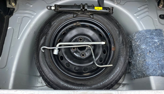 2012 Toyota Etios Liva G, Petrol, Manual, 42,595 km, Spare Tyre