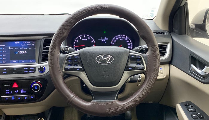 2017 Hyundai Verna 1.6 SX VTVT, Petrol, Manual, 48,736 km, Steering Wheel Close Up