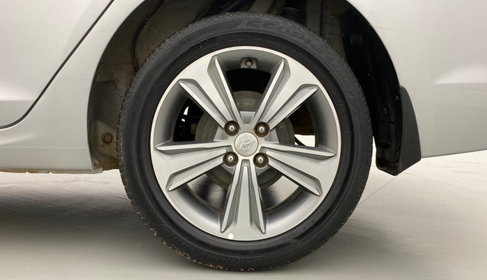 2017 Hyundai Verna 1.6 SX VTVT, Petrol, Manual, 48,736 km, Left Rear Wheel