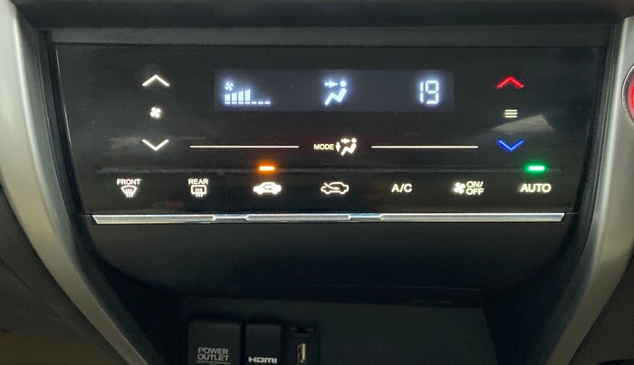 2018 Honda City V AT, Petrol, Automatic, 33,455 km, Automatic Climate Control