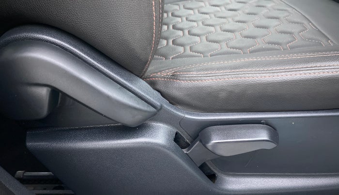 2018 Ford Ecosport 1.5 TITANIUM TI VCT, Petrol, Manual, 30,479 km, Driver Side Adjustment Panel
