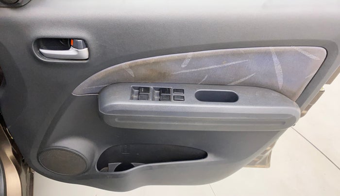 2011 Maruti Ritz VDI, Diesel, Manual, 1,33,548 km, Driver Side Door Panels Control