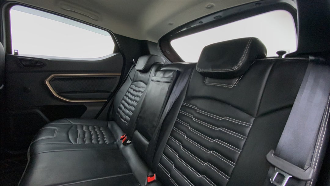 Right Side Rear Door Cabin