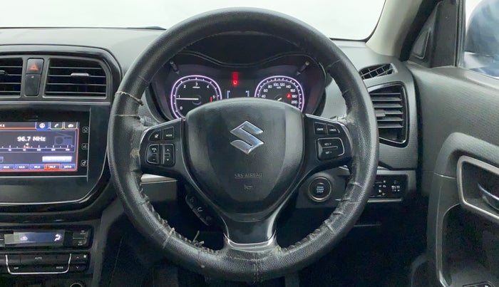 2016 Maruti Vitara Brezza ZDI PLUS DUAL TONE, Diesel, Manual, 1,22,971 km, Steering Wheel Close Up