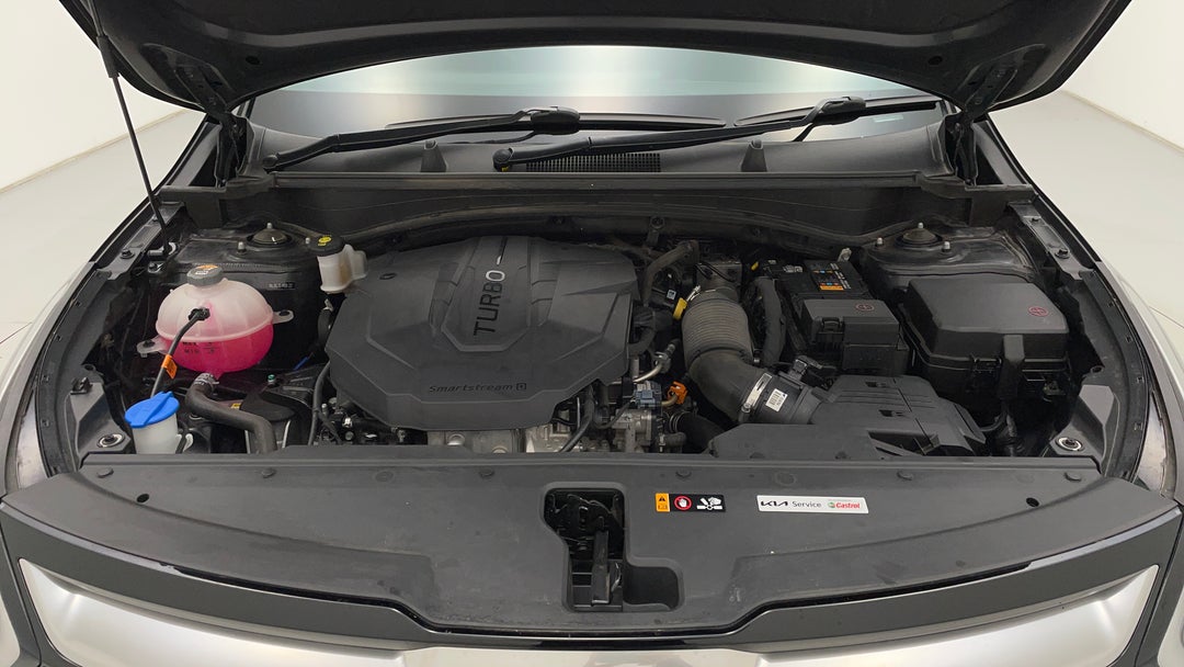 Open Bonnet (Engine)