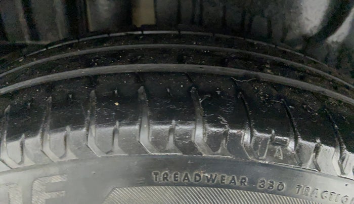 2012 Maruti Swift Dzire VDI BS IV, Diesel, Manual, 81,134 km, Right Rear Tyre Tread