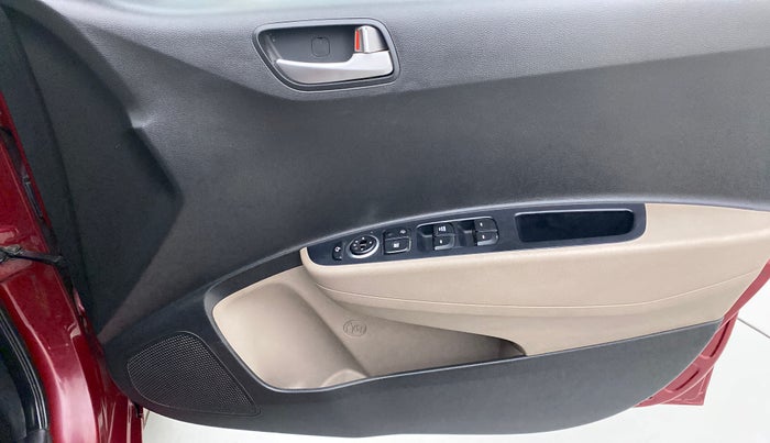 2014 Hyundai Grand i10 SPORTZ 1.2 KAPPA VTVT, Petrol, Manual, 33,629 km, Driver Side Door Panels Control