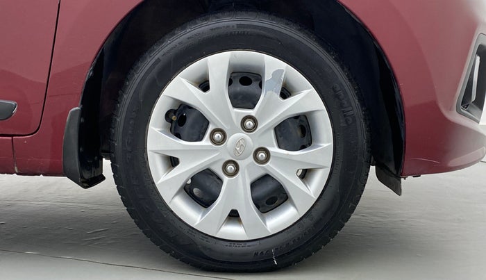 2014 Hyundai Grand i10 SPORTZ 1.2 KAPPA VTVT, Petrol, Manual, 33,629 km, Right Front Wheel