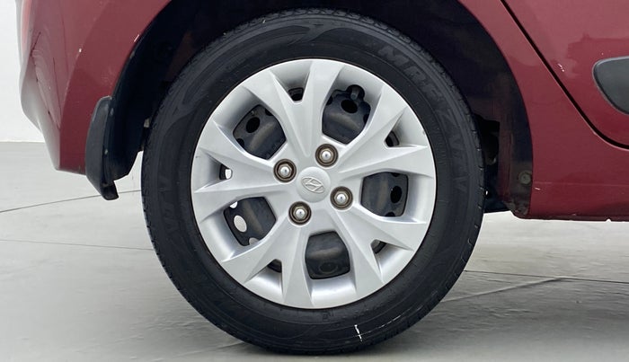 2014 Hyundai Grand i10 SPORTZ 1.2 KAPPA VTVT, Petrol, Manual, 33,629 km, Right Rear Wheel