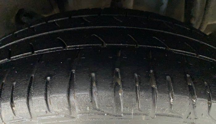 2017 Tata Tiago XZA PETROL, CNG, Automatic, 92,561 km, Left Rear Tyre Tread