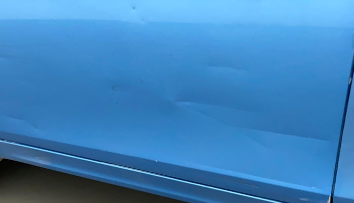 2017 Tata Tiago XZA PETROL, CNG, Automatic, 92,561 km, Front passenger door - Minor scratches