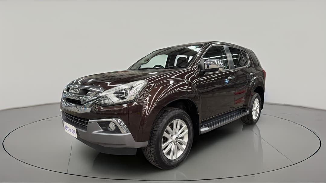 2017 Isuzu MU-X Ls-u (4x2), Automatic, 117992 km, Left Front Diagonal (45- Degree) View