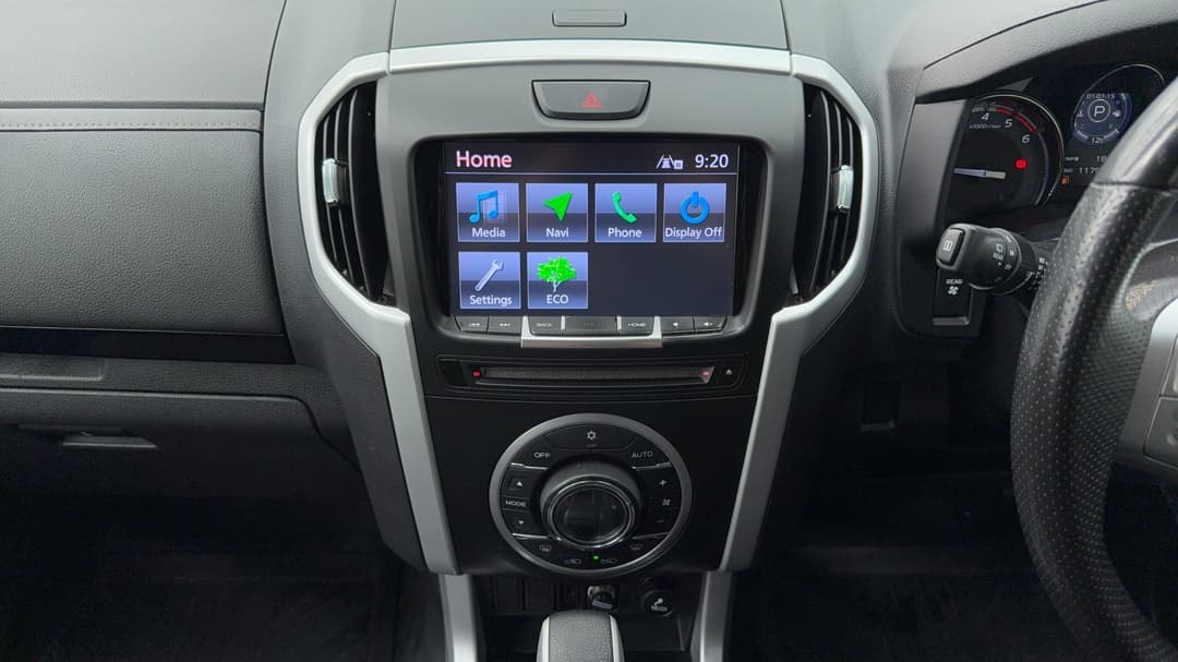 2017 Isuzu MU-X Ls-u (4x2), Automatic, 117992 km, Center Console