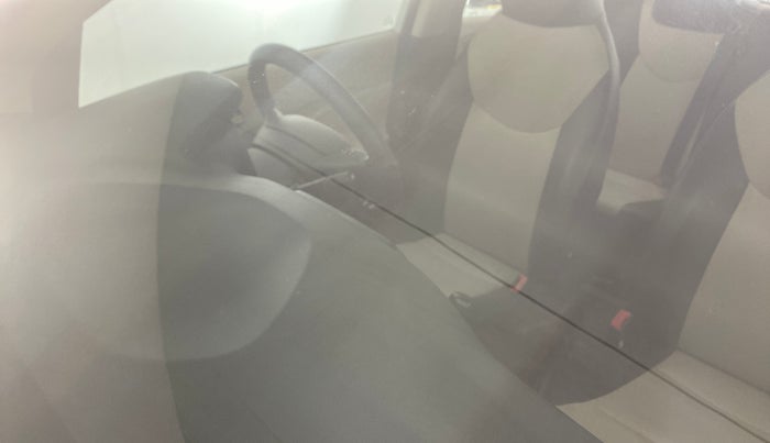 2018 Hyundai NEW SANTRO ASTA 1.1 MT, Petrol, Manual, 26,691 km, Front windshield - Minor spot on windshield