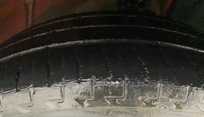 2017 Maruti IGNIS ALPHA 1.2 AMT, Petrol, Automatic, 70,510 km, Right Front Tyre Tread
