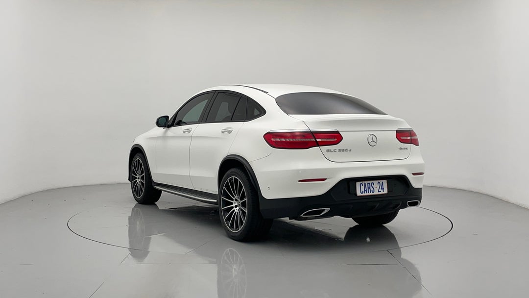 Left Back Diagonal (45- Degree) View