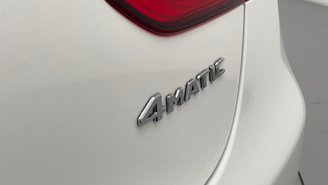 Badge (Boot Right Side)