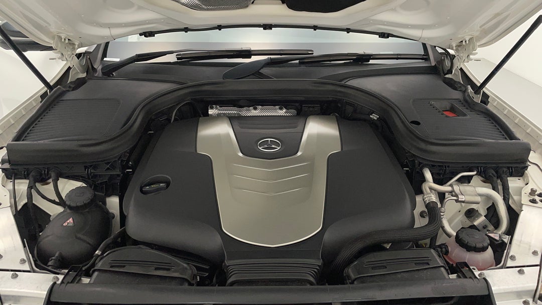 Open Bonnet (Engine)