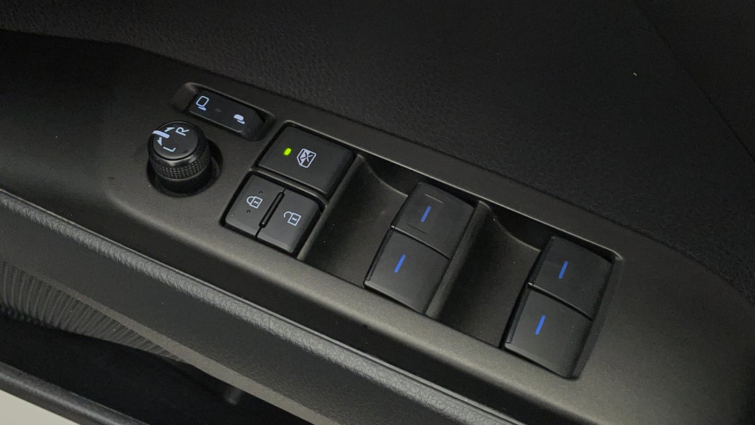 Drivers Side Door Panel Controls