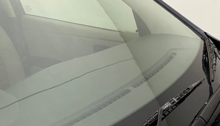 2014 Hyundai i10 MAGNA 1.1, Petrol, Manual, 37,947 km, Front windshield - Minor spot on windshield