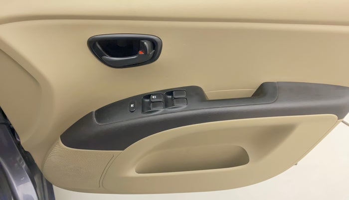 2014 Hyundai i10 MAGNA 1.1, Petrol, Manual, 37,947 km, Driver Side Door Panels Control