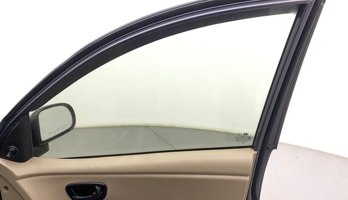 2014 Hyundai i10 MAGNA 1.1, Petrol, Manual, 37,947 km, Right front window switch / handle - Power window makes minor noise