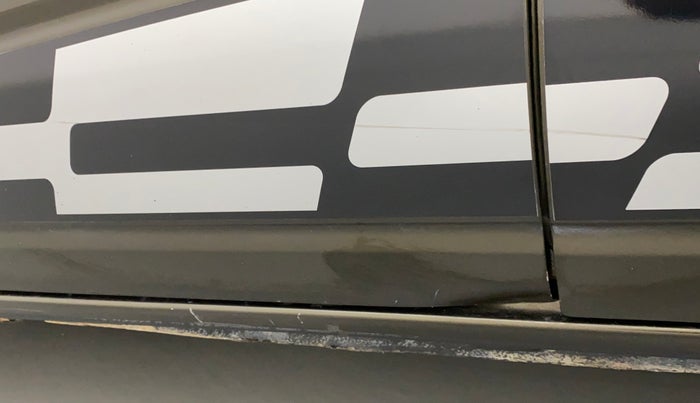 2018 Renault Kwid RXL 1.0, Petrol, Manual, 44,721 km, Front passenger door - Slightly dented
