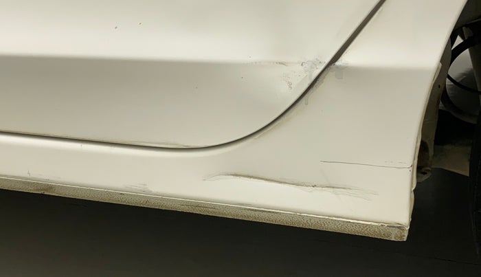 2015 Honda City 1.5L I-VTEC E MT, Petrol, Manual, 72,114 km, Left running board - Minor scratches