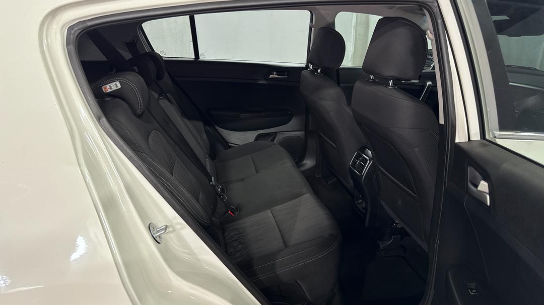 2018 Kia Sportage Si Premium (FWD), Automatic, 58043 km, Right Side Rear Door Cabin View