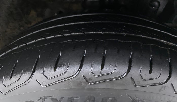 2017 Honda City ZX CVT, Petrol, Automatic, 75,275 km, Right Front Tyre Tread