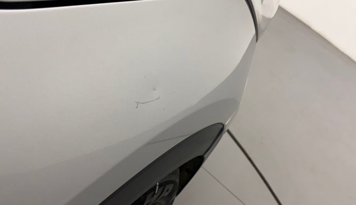 2018 Hyundai Creta SX AT 1.6 PETROL, Petrol, Automatic, 1,03,371 km, Right fender - Slightly dented