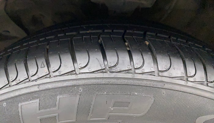 2018 Hyundai Creta SX AT 1.6 PETROL, Petrol, Automatic, 1,03,371 km, Left Front Tyre Tread