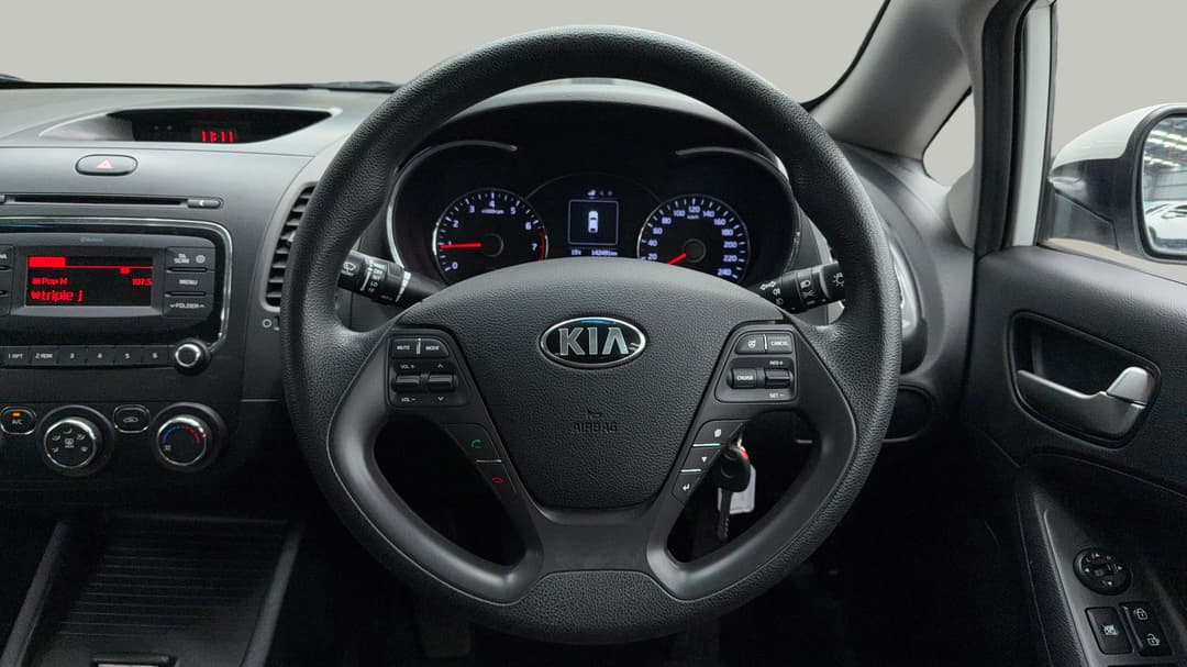 2017 Kia Cerato S, Manual, 142491 km, Steering Wheel Close-up
