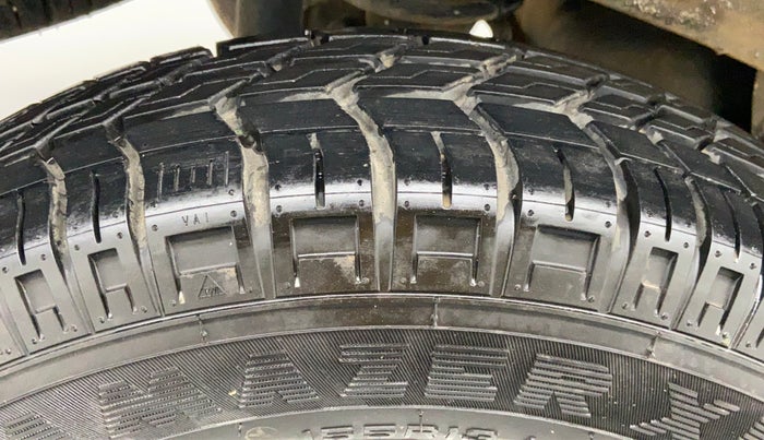 2019 Maruti Eeco 5 STR WITH AC PLUSHTR, Petrol, Manual, 24,792 km, Right Rear Tyre Tread