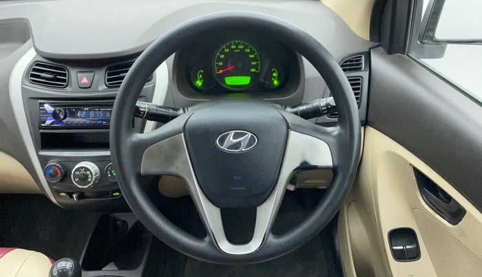 2017 Hyundai Eon ERA PLUS (O), Petrol, Manual, 43,351 km, Steering Wheel Close Up