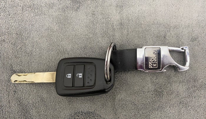 2019 Honda Amaze 1.2L I-VTEC S, Petrol, Manual, 17,270 km, Key Close Up