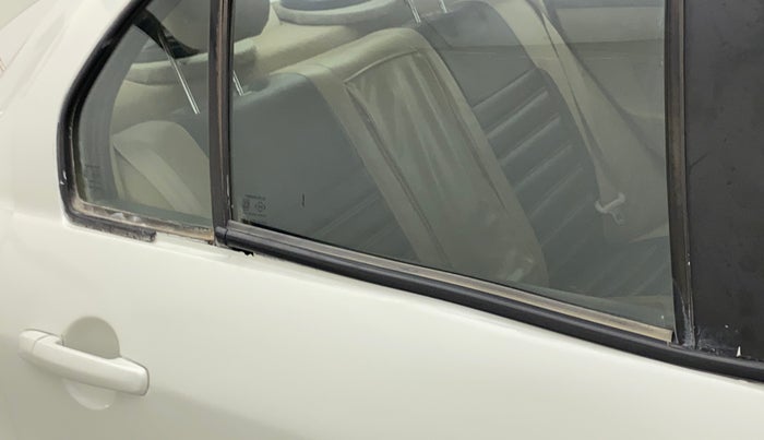 2012 Maruti Swift Dzire VXI, Petrol, Manual, 65,611 km, Right rear door - Weather strip has minor damage