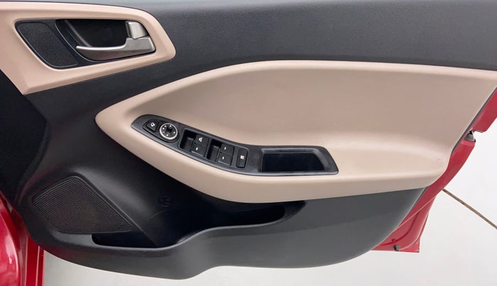 2017 Hyundai Elite i20 1.4 CRDI ASTA (O), Diesel, Manual, 53,476 km, Driver Side Door Panels Control