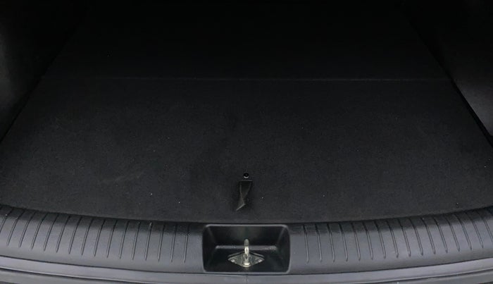 2019 Hyundai Creta SX (O) 1.6 PETROL, Petrol, Manual, 26,957 km, Boot Inside
