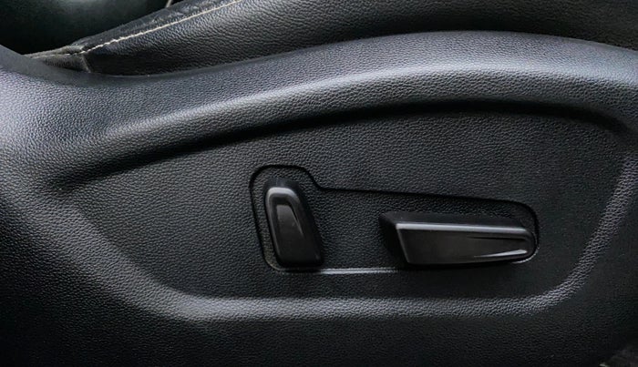 2019 Hyundai Creta SX (O) 1.6 PETROL, Petrol, Manual, 26,957 km, Driver Side Adjustment Panel