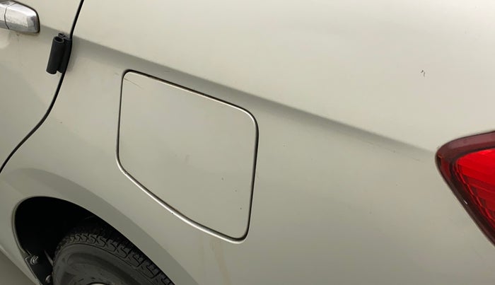 2014 Maruti Ciaz ZXI, Petrol, Manual, 71,324 km, Left quarter panel - Minor scratches